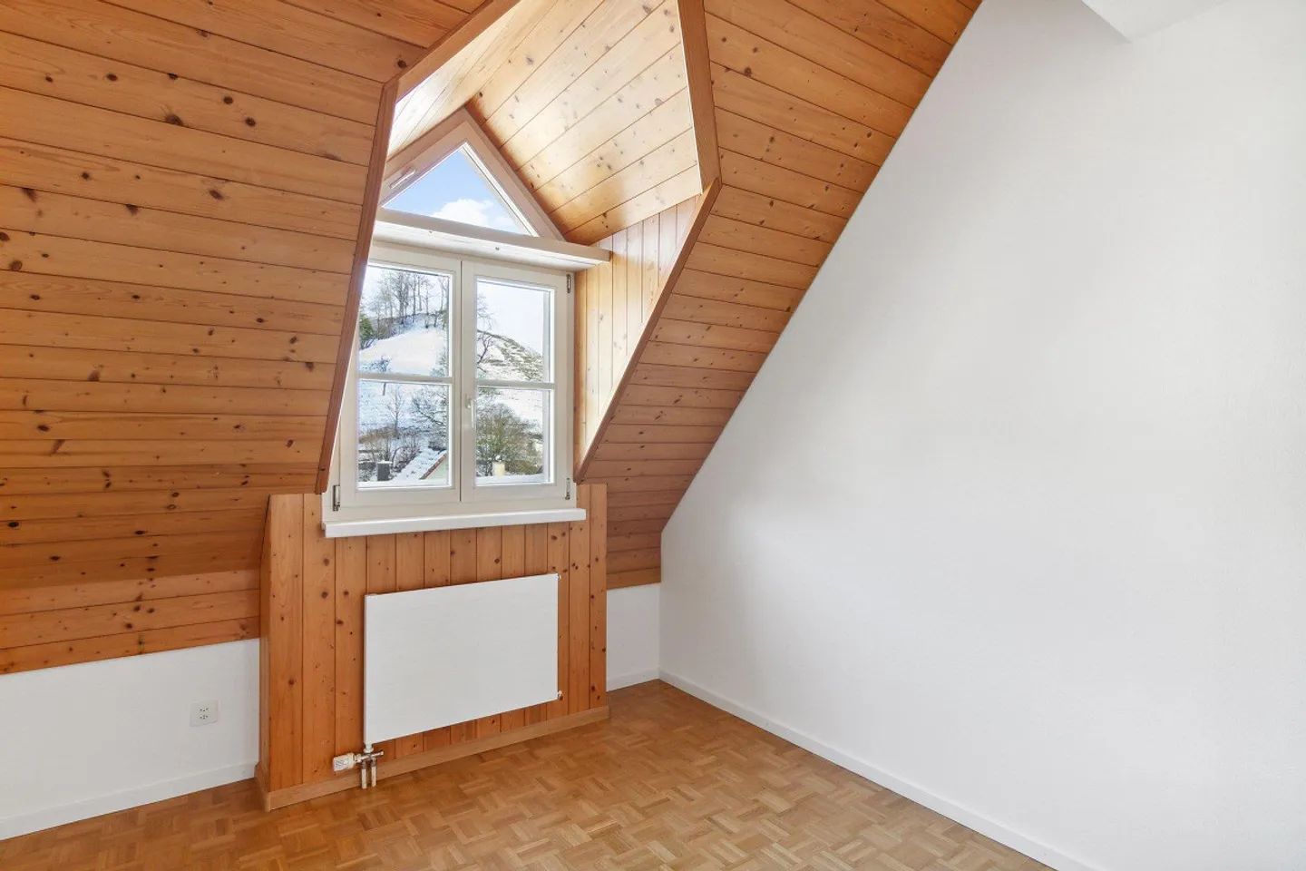 Grosszügige 5.5-Zimmer-Maisonettewohnung an ruhiger Lage - Foto 14 von 22