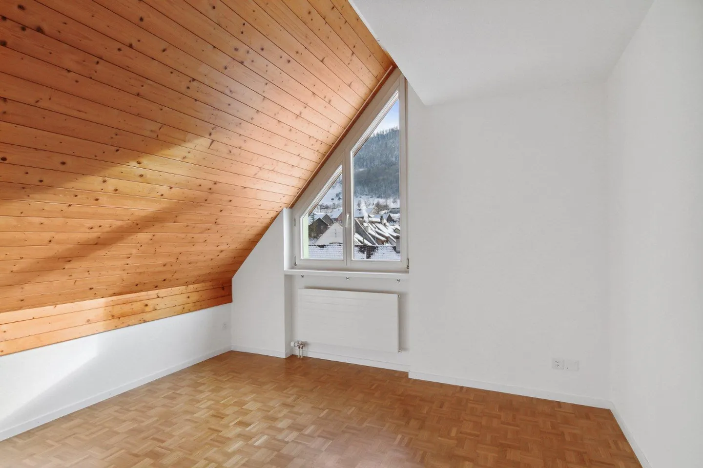 Grosszügige 5.5-Zimmer-Maisonettewohnung an ruhiger Lage - Foto 12 von 22