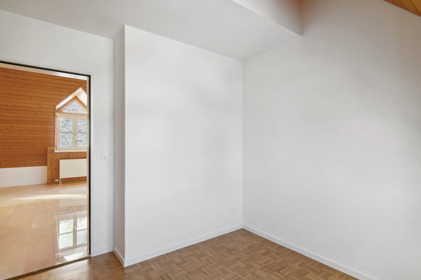 Grosszügige 5.5-Zimmer-Maisonettewohnung an ruhiger Lage - Foto 18 von 22