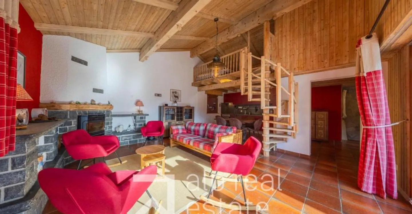 Chalet rénové à Ovronnaz - Photo 1 sur 6