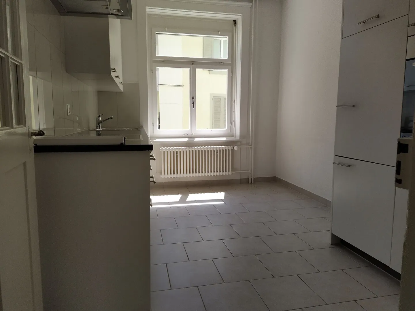 Chambre partagée jolie et meublée dans le quartier de Lachen (3ème étage chambre 3) - Photo 2 sur 5