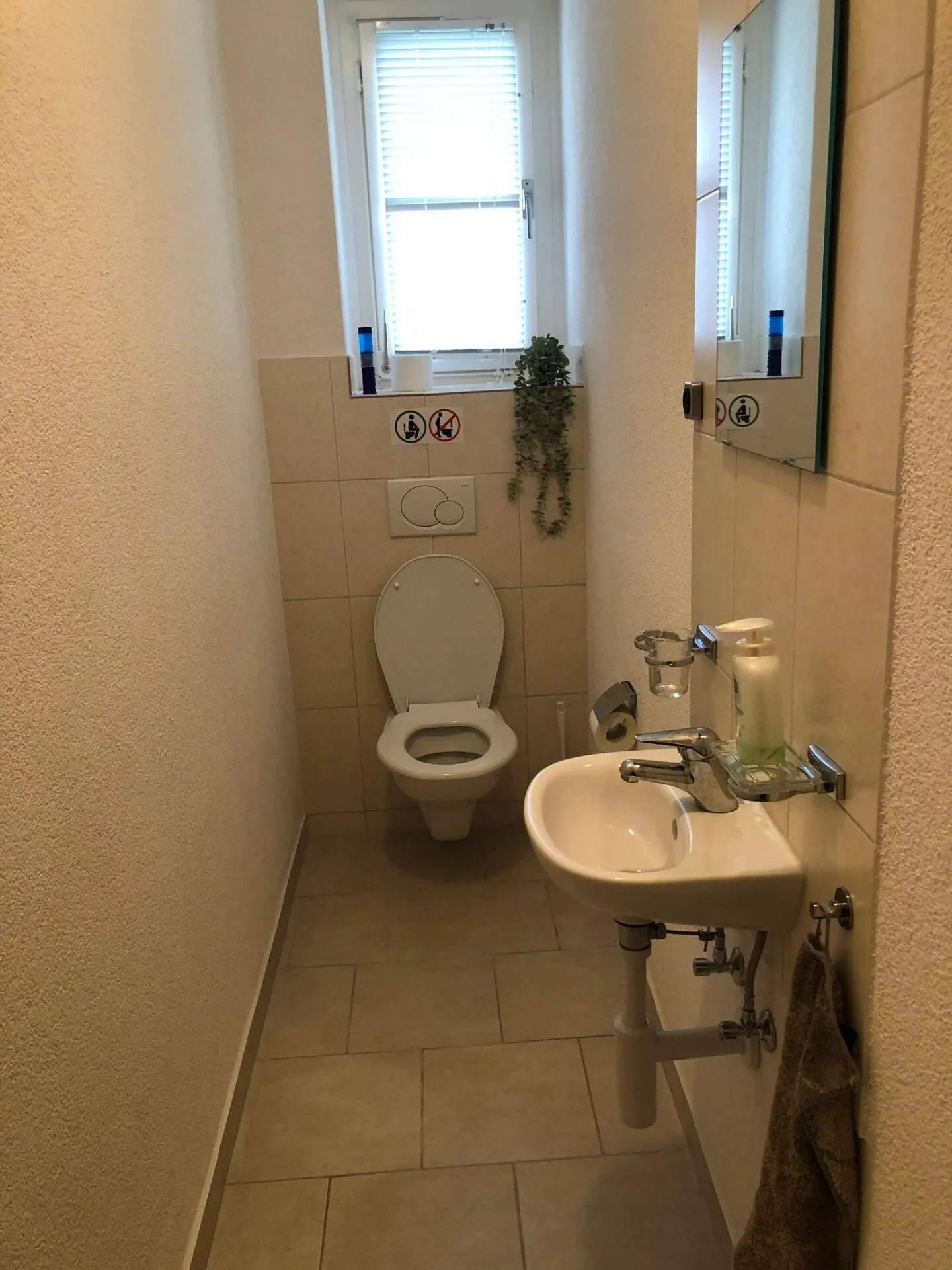 Chambre partagée jolie et meublée dans le quartier de Lachen (3ème étage chambre 3) - Photo 4 sur 5