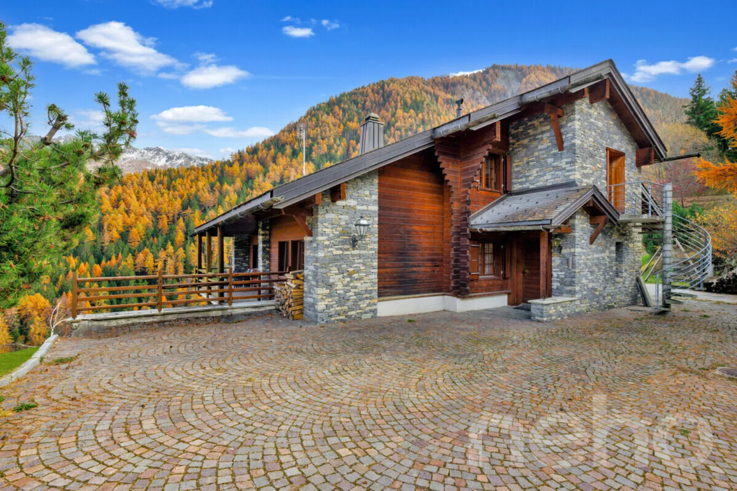 Proprietà eccezionale di 11 stanze - La Tzoumaz - Foto 2 di 13