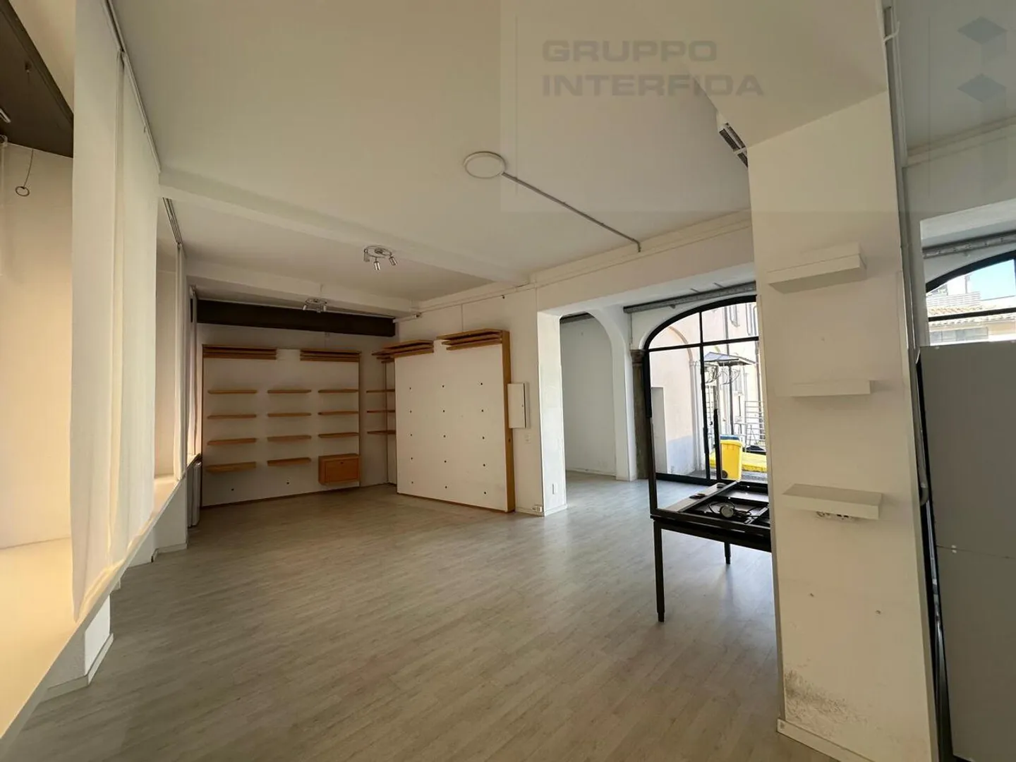 Interesting Business/Office in the Center of Mendrisio - Photo 3 of 5