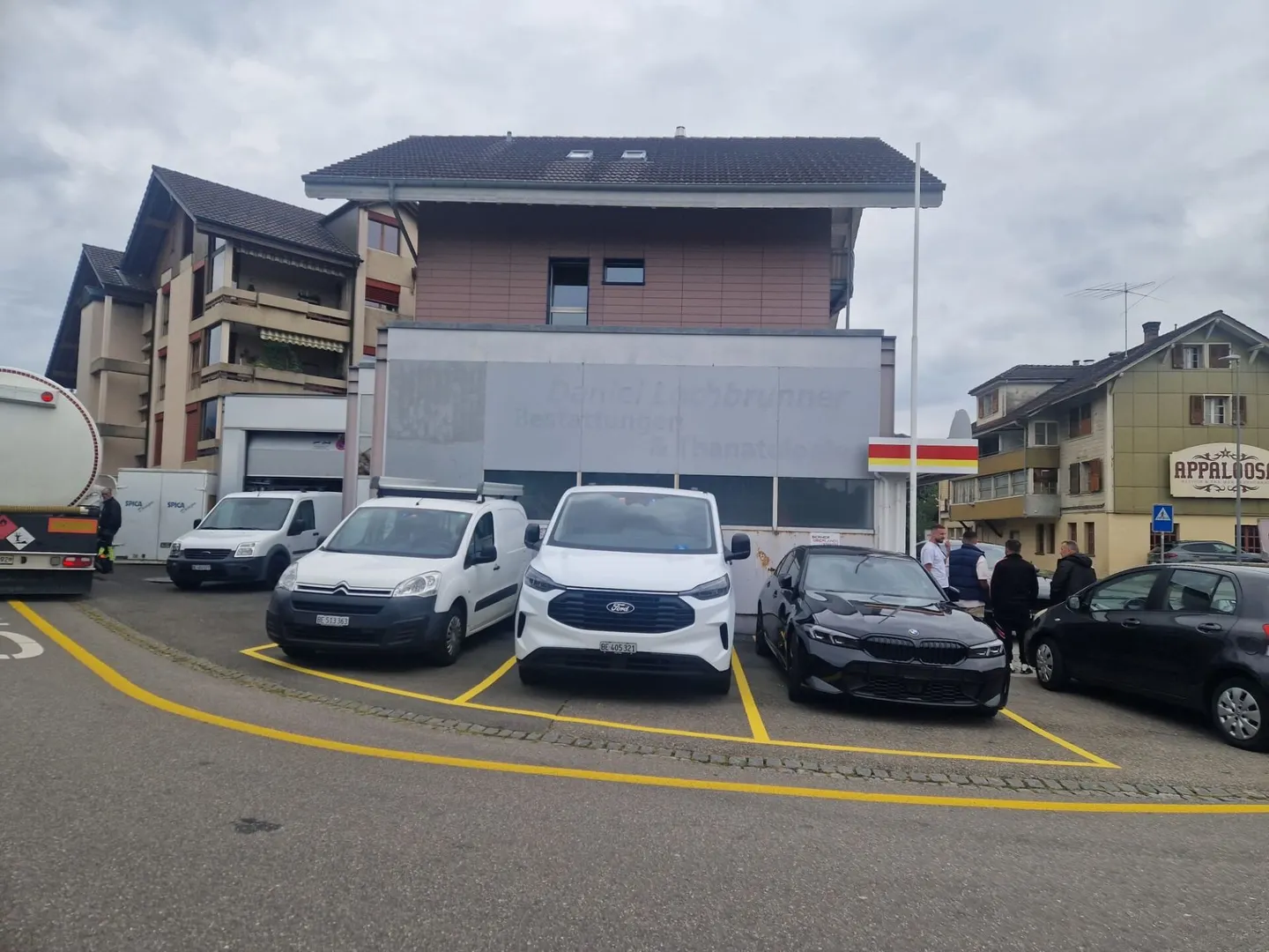 Edificio residenziale e commerciale con spazi commerciali - Thunstrasse 72, Spiez - Foto 2 di 2