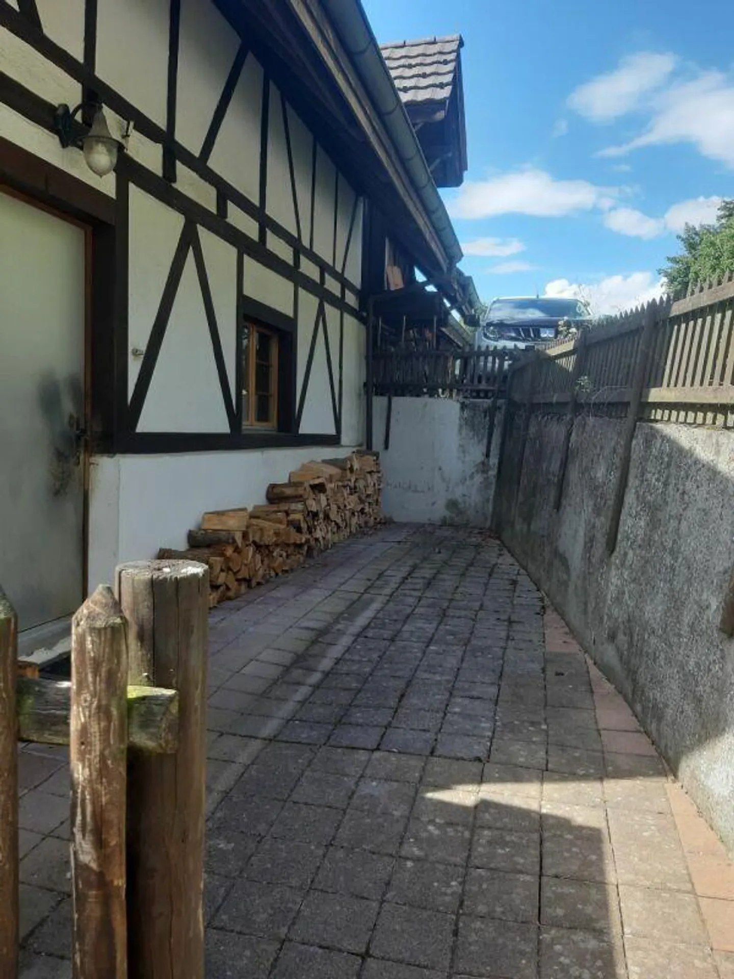 Beuernhaus with Recreation Area for Equestrian Sports - Photo 6 of 30