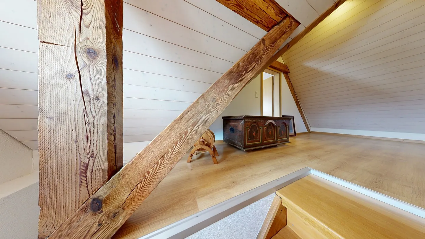 Charmant appartement en duplex dans un emplacement central et calme à Lyss - Photo 7 sur 14