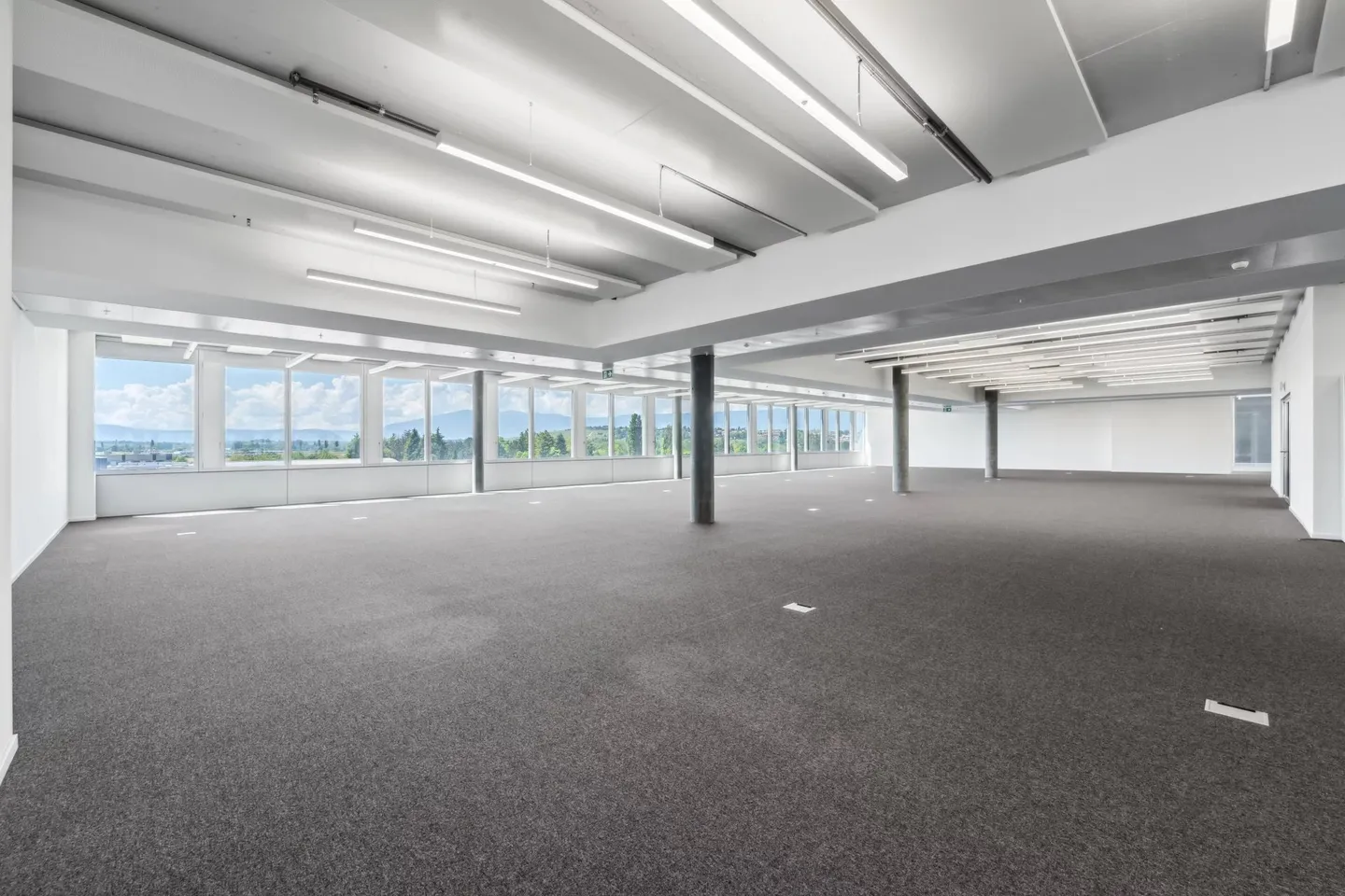 Office space for rent - Photo 8 of 10