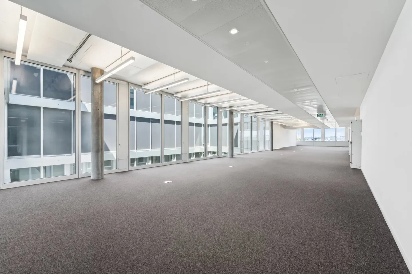 Office space for rent - Photo 11 of 12