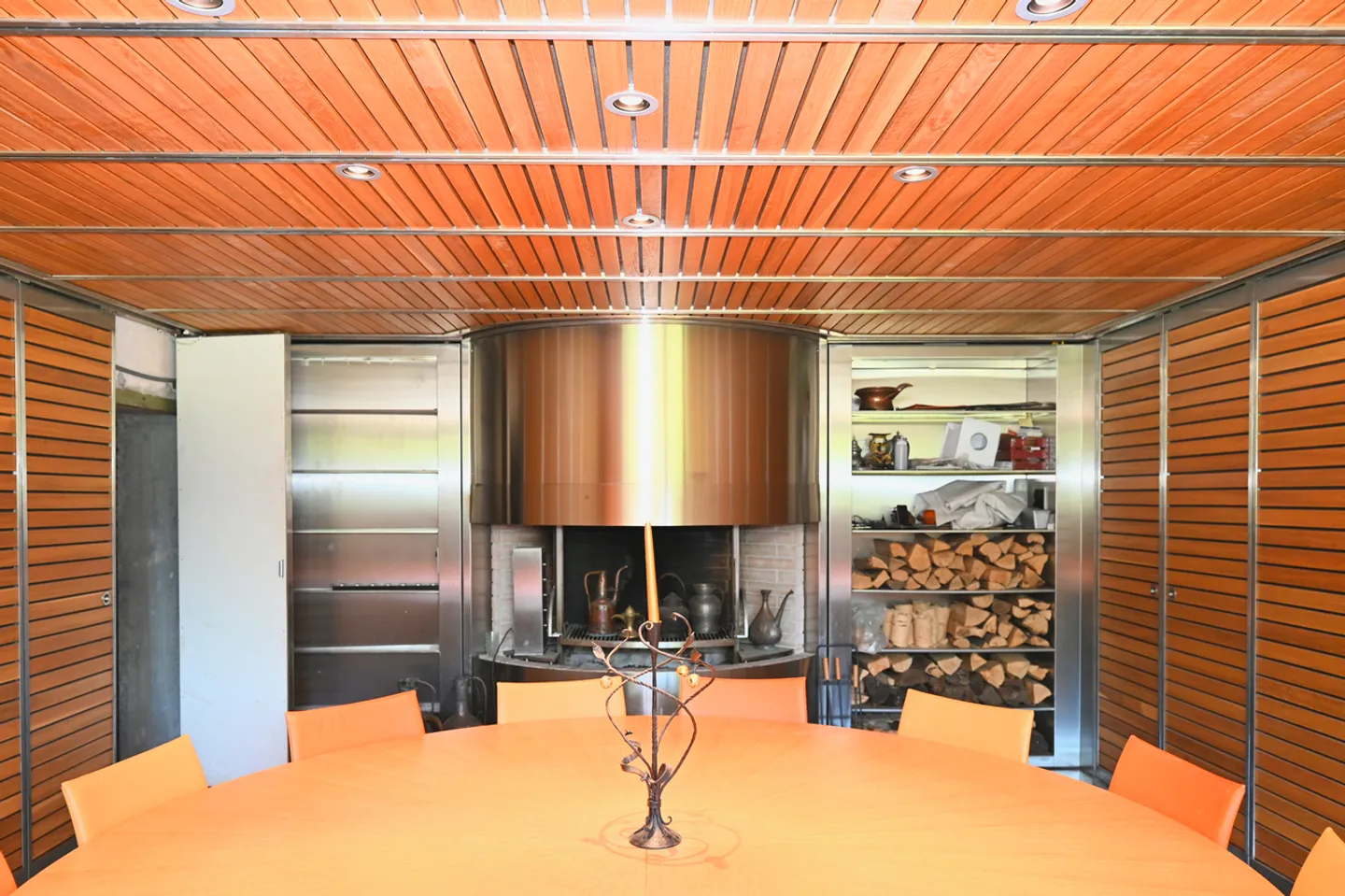 Elegante Moderne Villa Umgeben von Grün mit Panoramablick auf den Luganersee - Foto 26 von 29