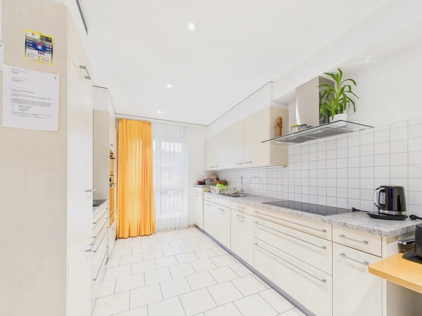 Una casa con generosità e carattere di comfort - Foto 4 di 11