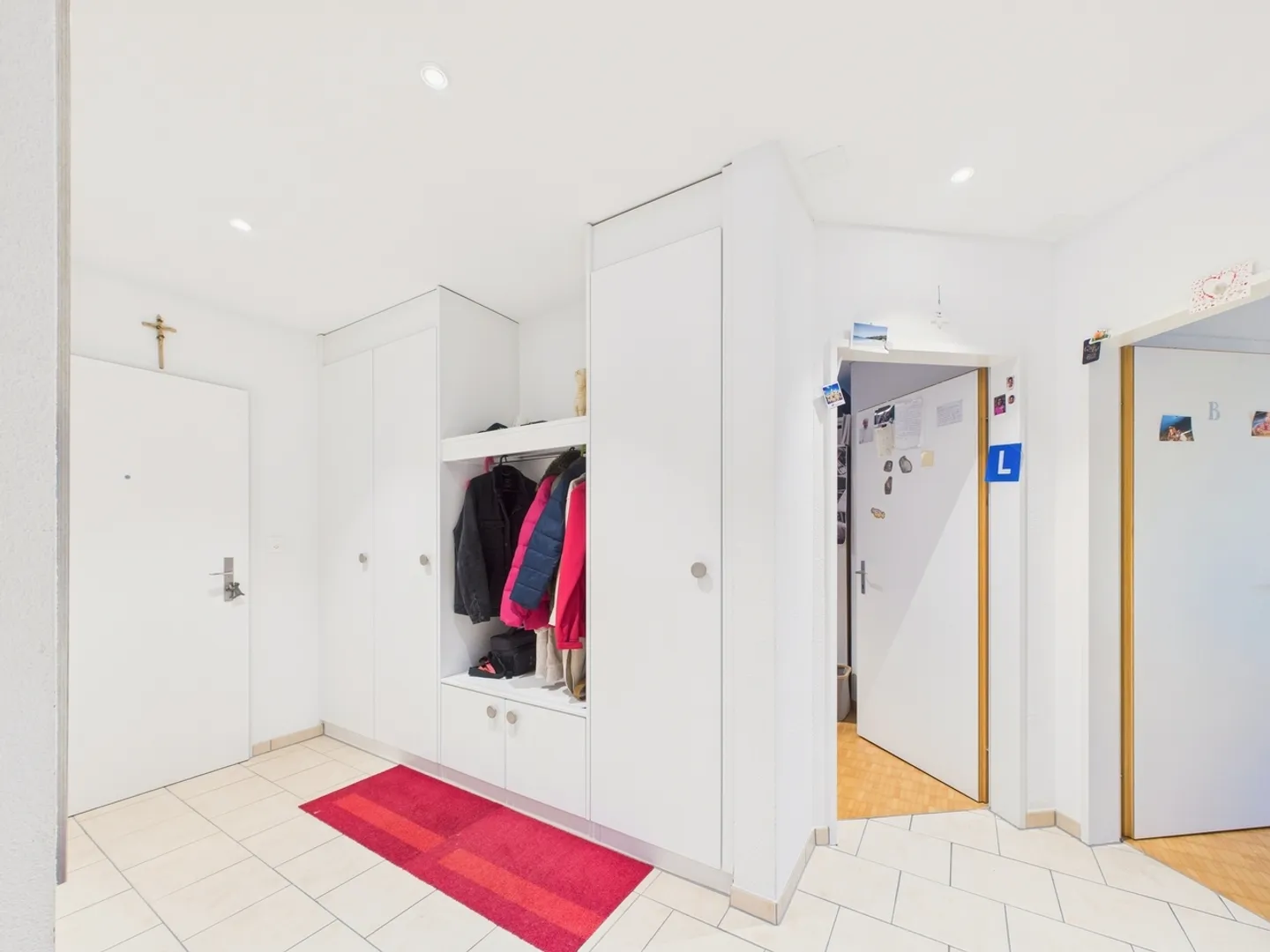 Una casa con generosità e carattere di comfort - Foto 5 di 11