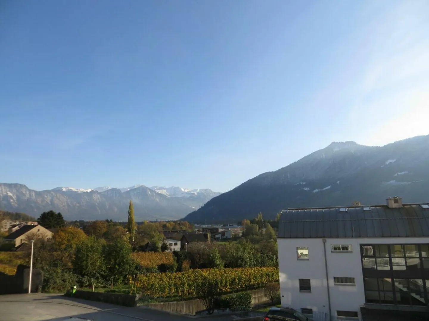 Stunning view amidst the vineyards - Photo 12 of 16