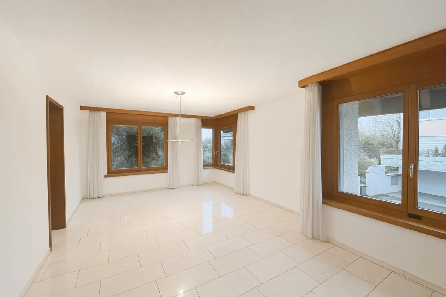 Prime Location! Spacious Plot with Single-Family House - Photo 4 of 11