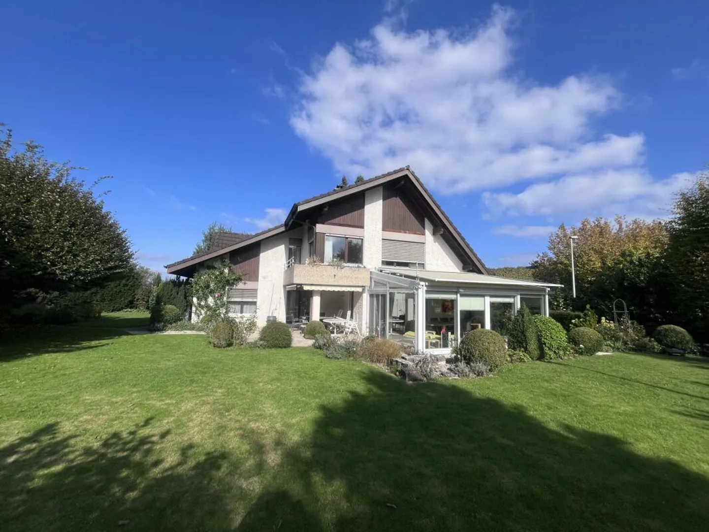 Prime Location! Spacious Plot with Single-Family House - Photo 8 of 11