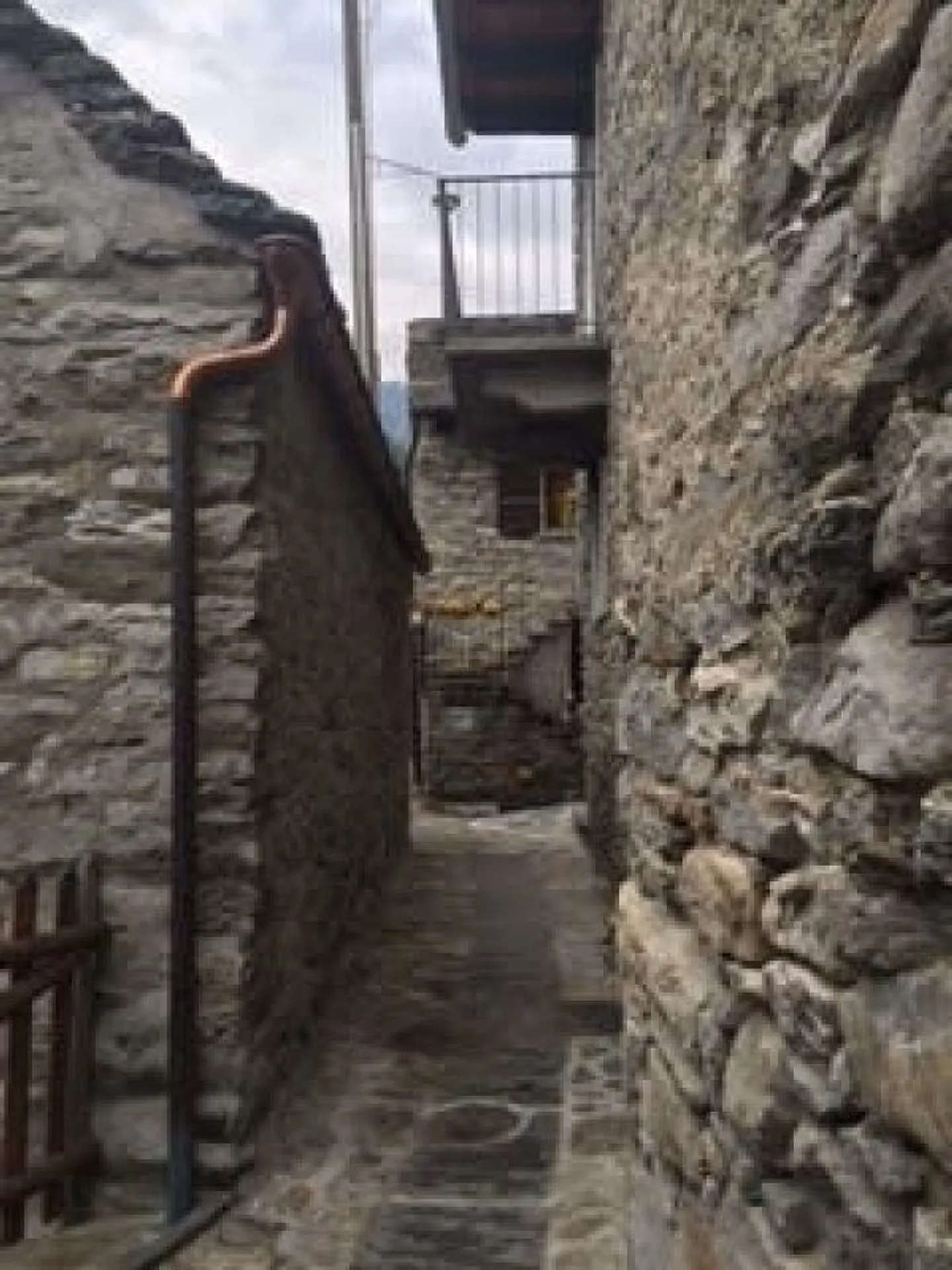 Newly Built 6.5 Room Rustic House - Photo 4 of 13