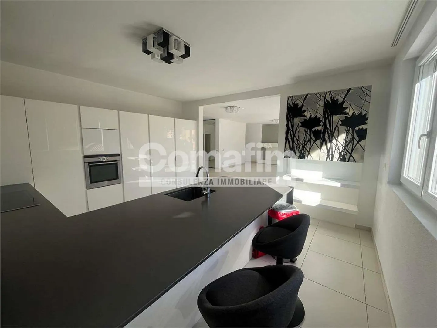 Geräumige 6,5-Zimmer-Wohnung in Lugano zu vermieten - Foto 5 von 13