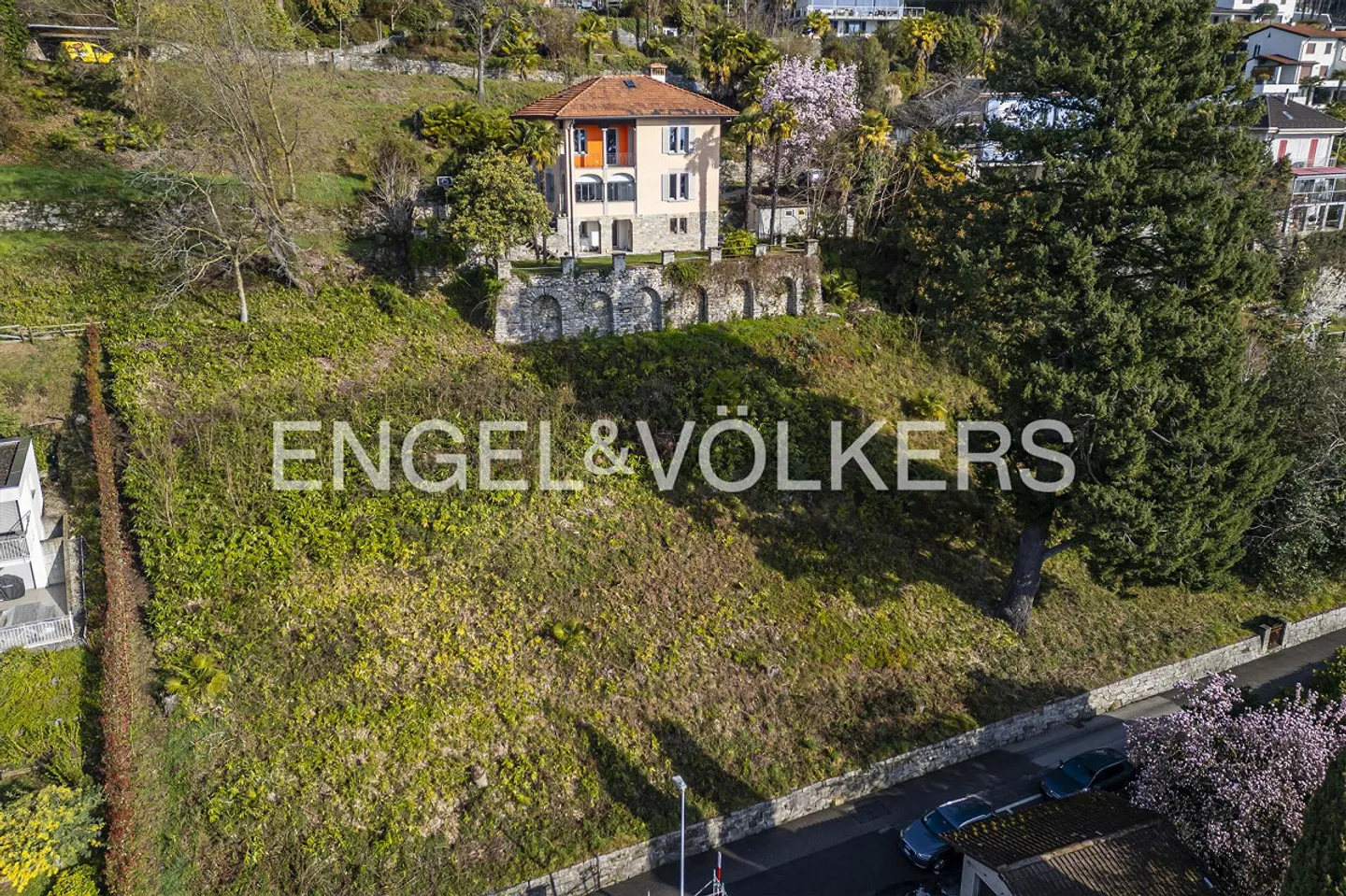 Terrain constructible avec un grand potentiel (77) - Photo 1 sur 6