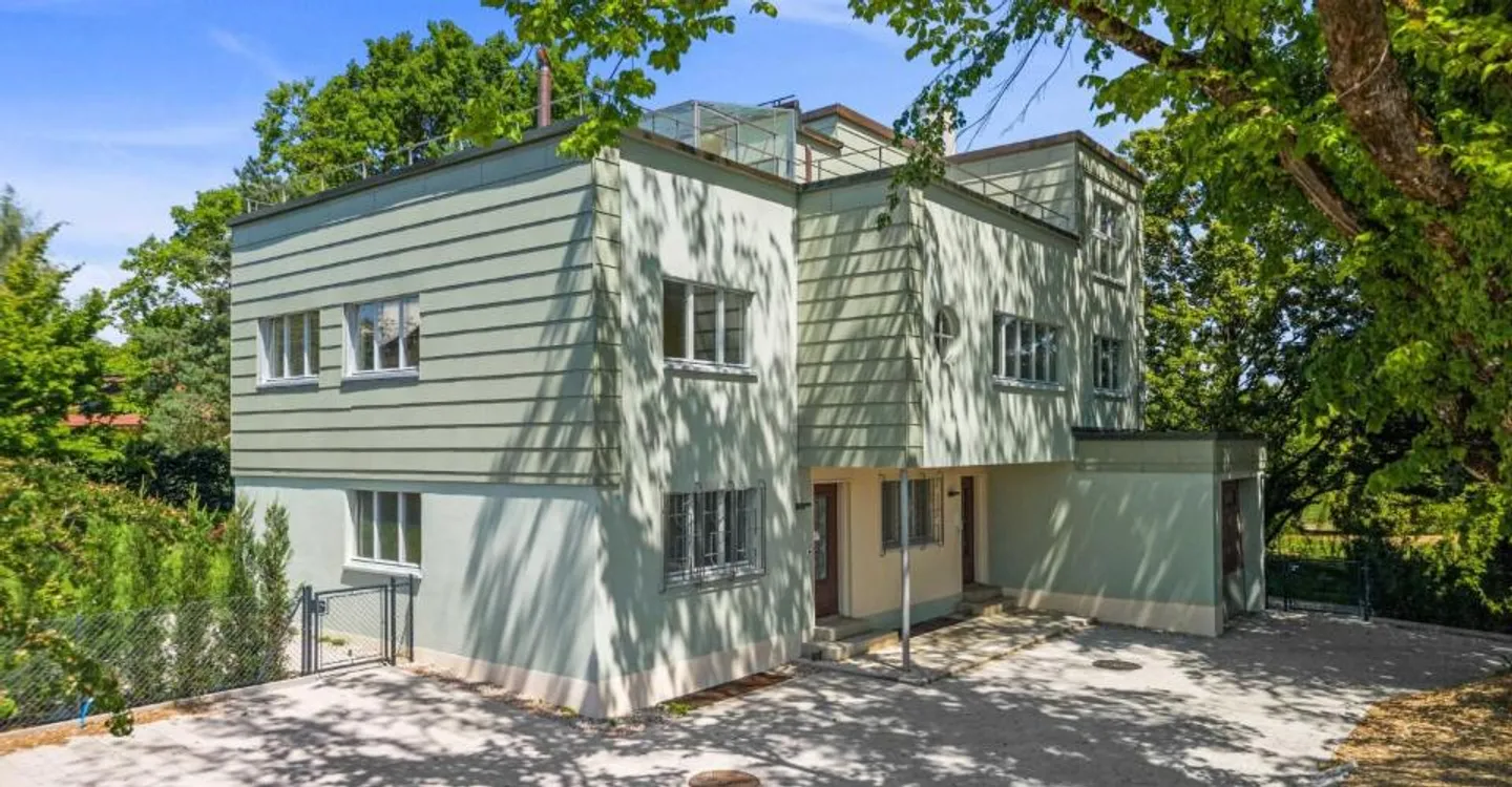 Charmante Attikwohnung in Bercher - Foto 1 von 12