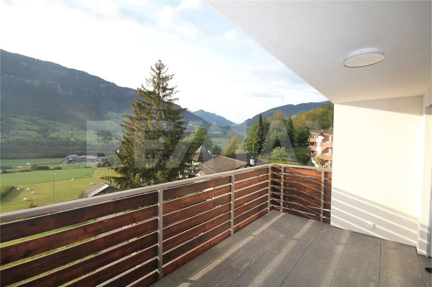 Première occupation - moderne appartement en duplex de 4 ½ pièces dans les combles - B6 - Photo 2 sur 3