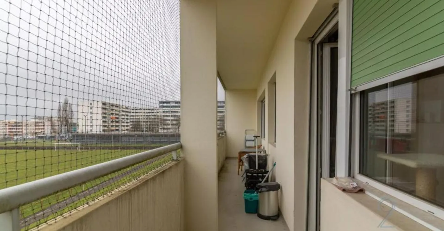 3-room apartment with large balcony - Photo 3 of 5