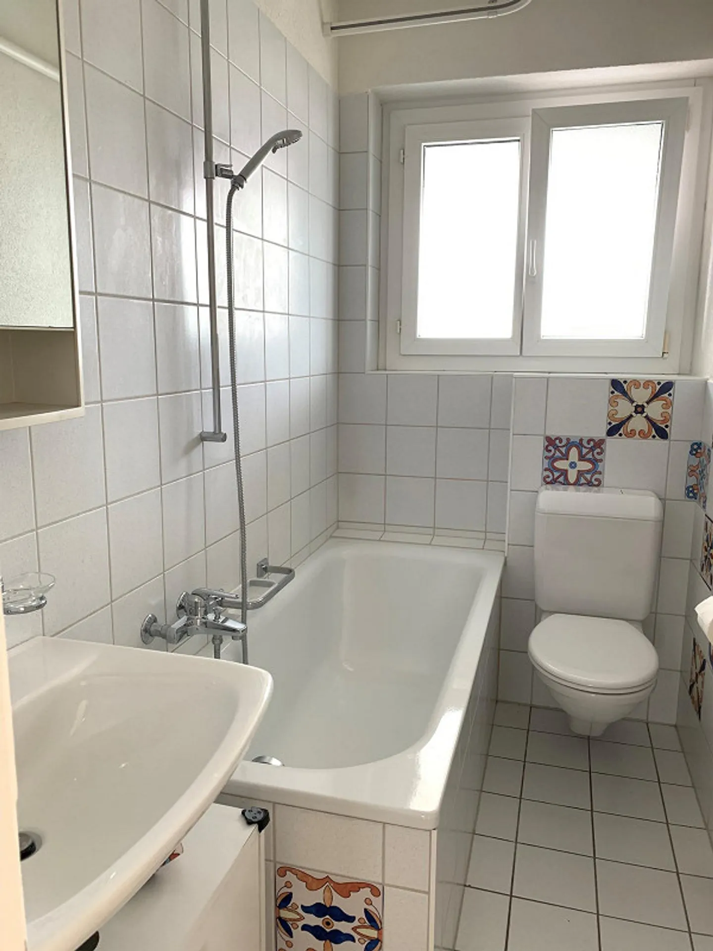 Appartement lumineux de 3 pièces avec balcon dans un emplacement central à Olten - Photo 2 sur 5