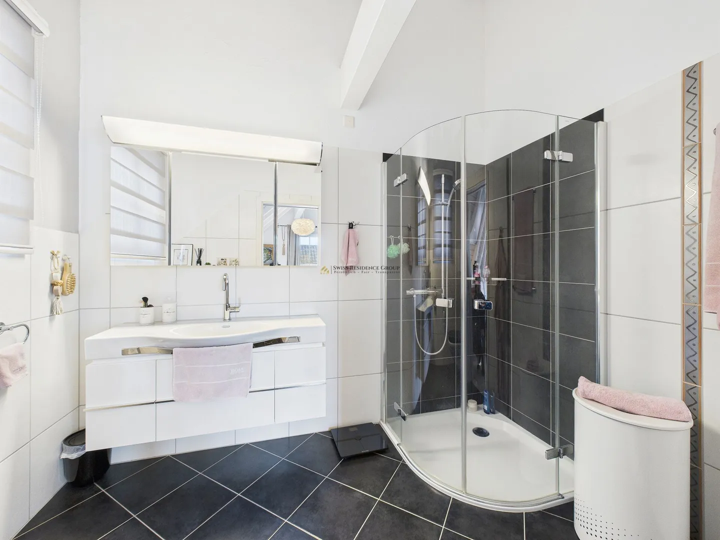 Exclusive single-family house in a family-friendly location! - Photo 12 of 19