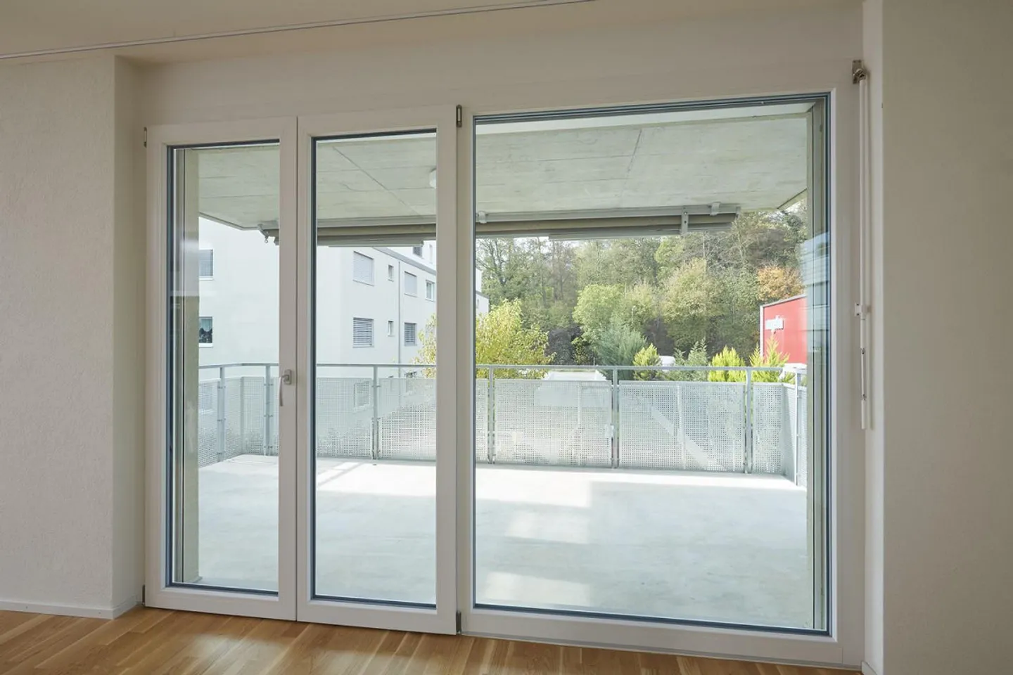 Appartement lumineux avec coin salon de jardin confortable - Photo 9 sur 10