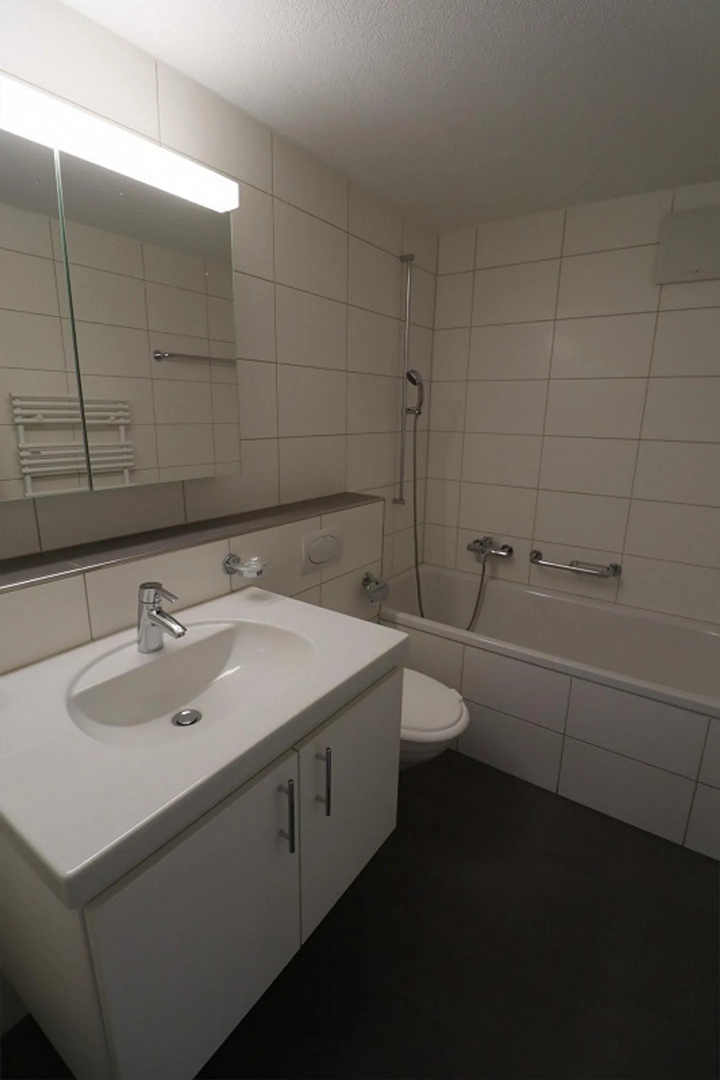 Charmante Wohnung mit Bergsicht - Foto 6 von 6