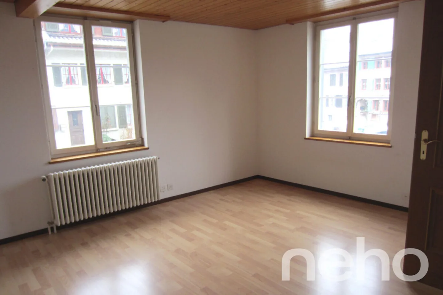 Casa multifamiliare completamente affittata con garage e posti auto all'aperto - Foto 11 di 13