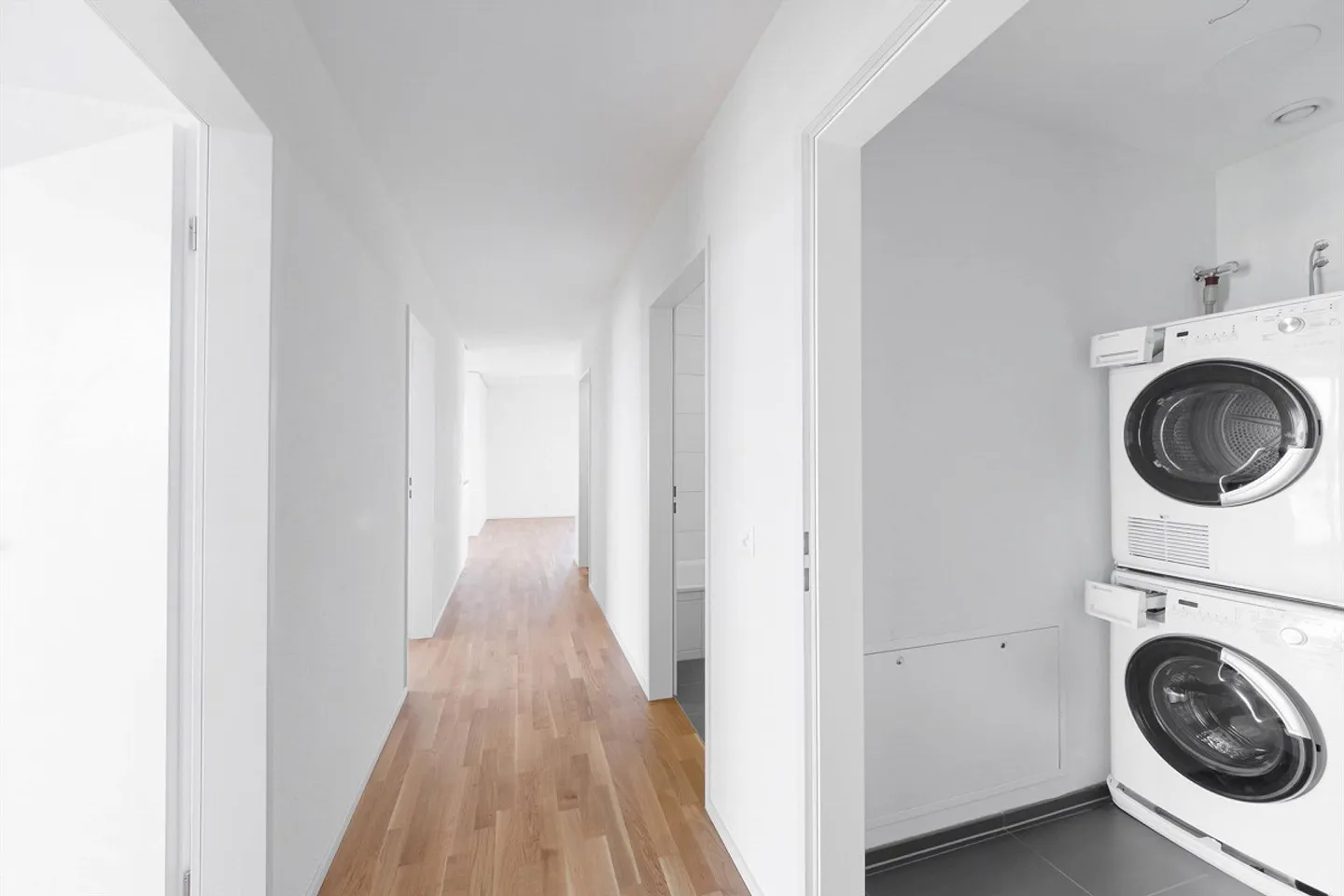 Appartement spacieux de 4,5 pièces à la gare de Lenzburg - Photo 4 sur 6