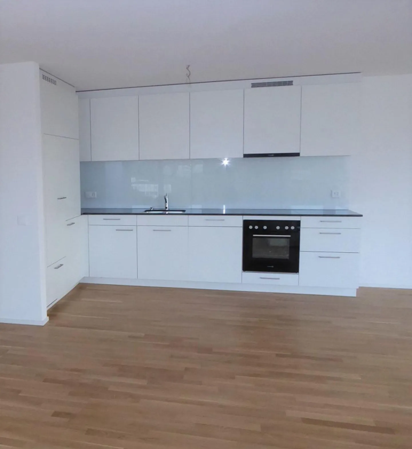 Appartement spacieux de 4,5 pièces à la gare de Lenzburg - Photo 2 sur 6
