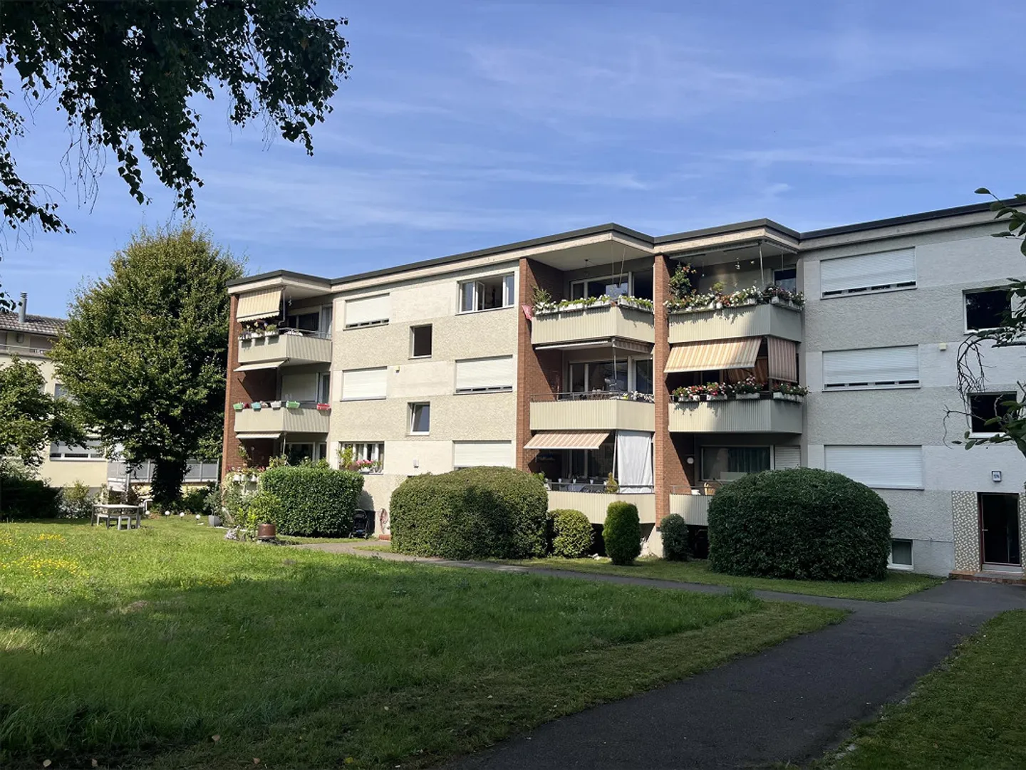 Charming 3.5 Apartment with Best View - Photo 1 of 10