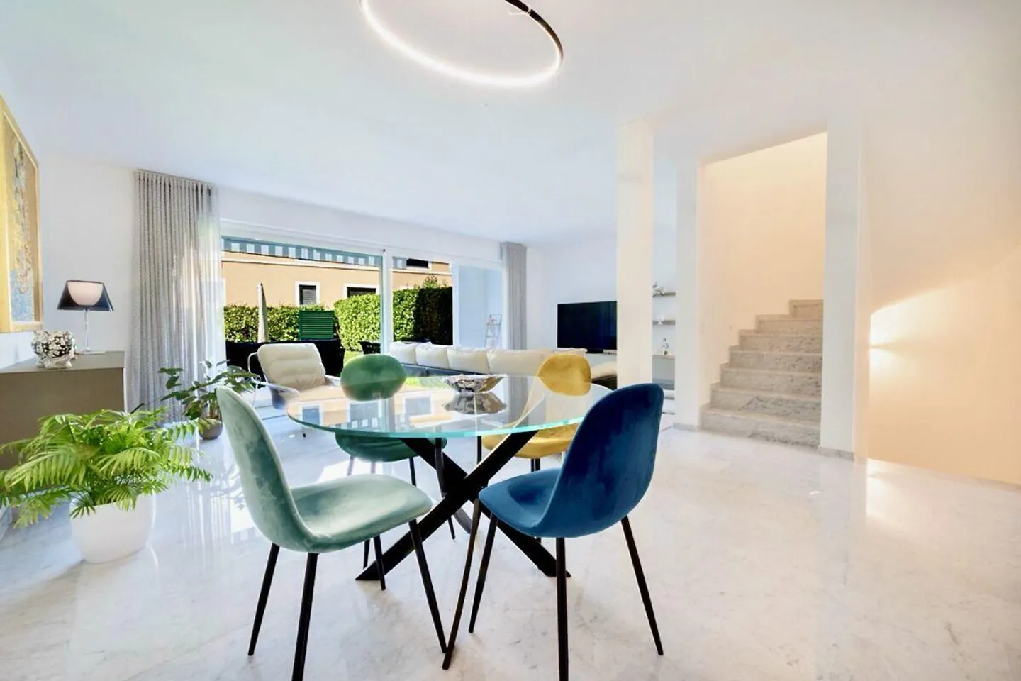 Appartement maisonette élégant avec double jardin à Montagnola - Photo 3 sur 14