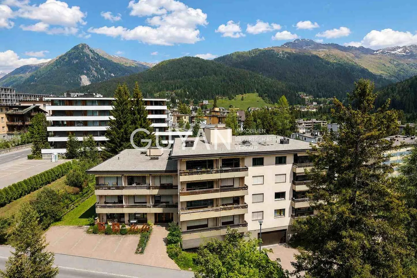 Charmante Wohnung in Davos - Foto 1 von 9