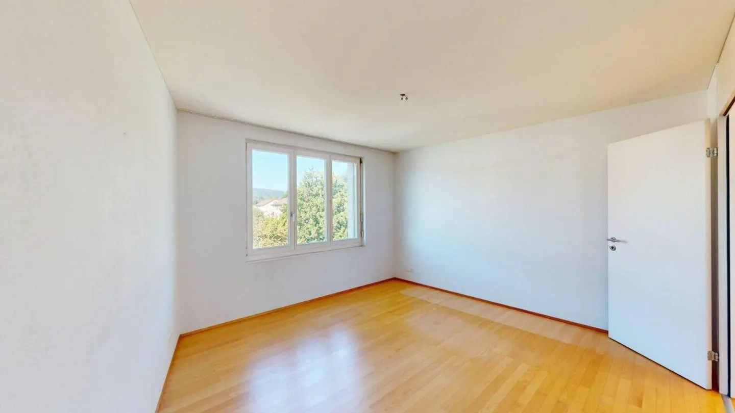 Your Sunny Home for Comfort - Photo 10 of 12