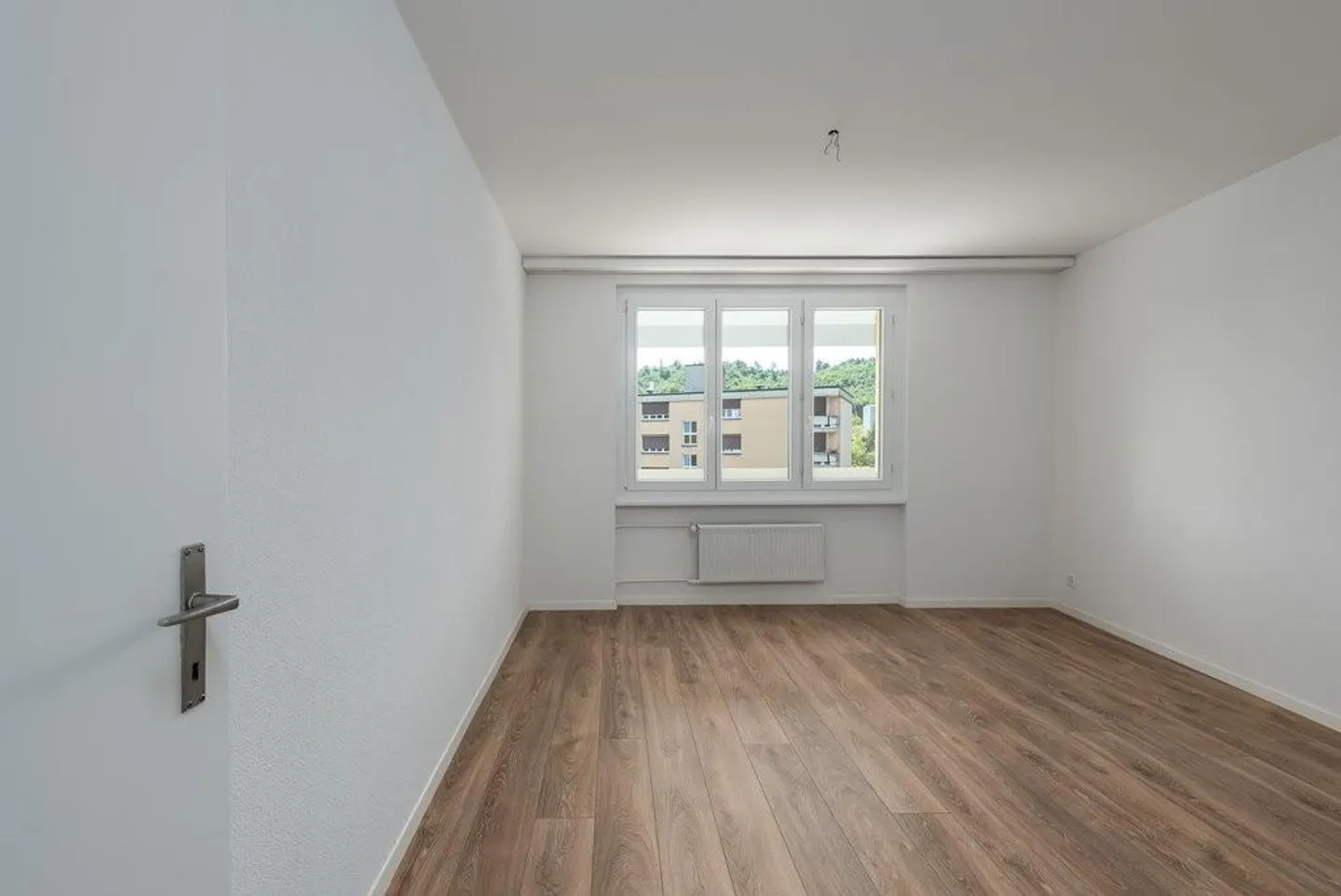 Appartement familial dans un quartier calme - Photo 6 sur 11