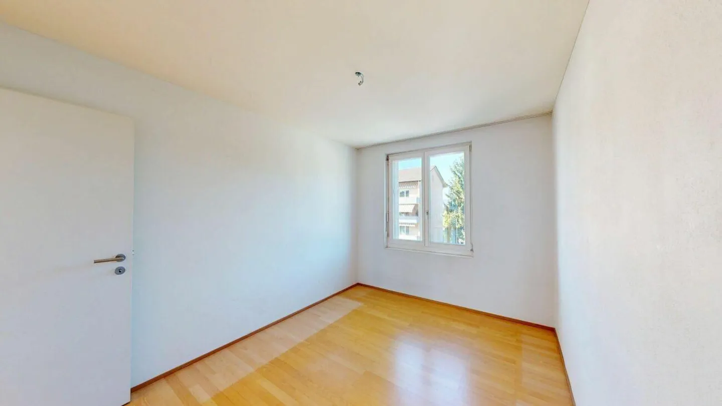 Your Sunny Home for Comfort - Photo 11 of 12