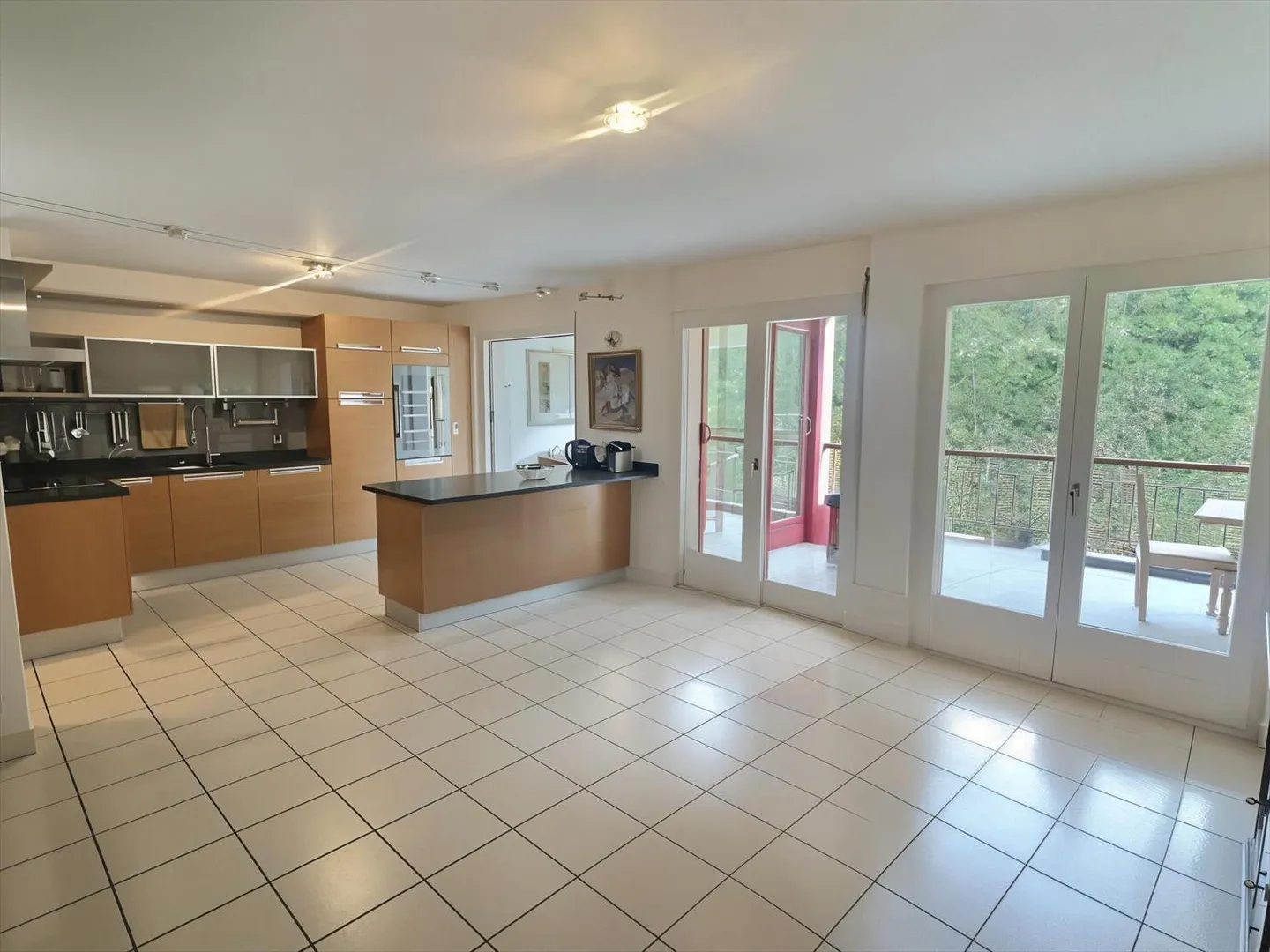 Appartement 4 pièces - Photo 2 sur 9