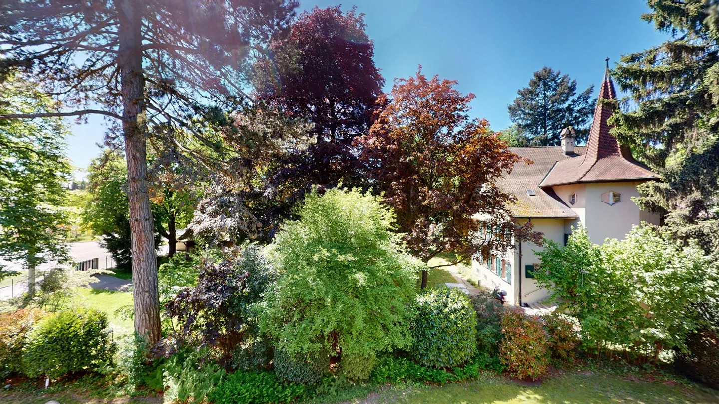 Beautiful 4.5-room maisonette apartment with covered balcony in a quiet location - Photo 12 of 12