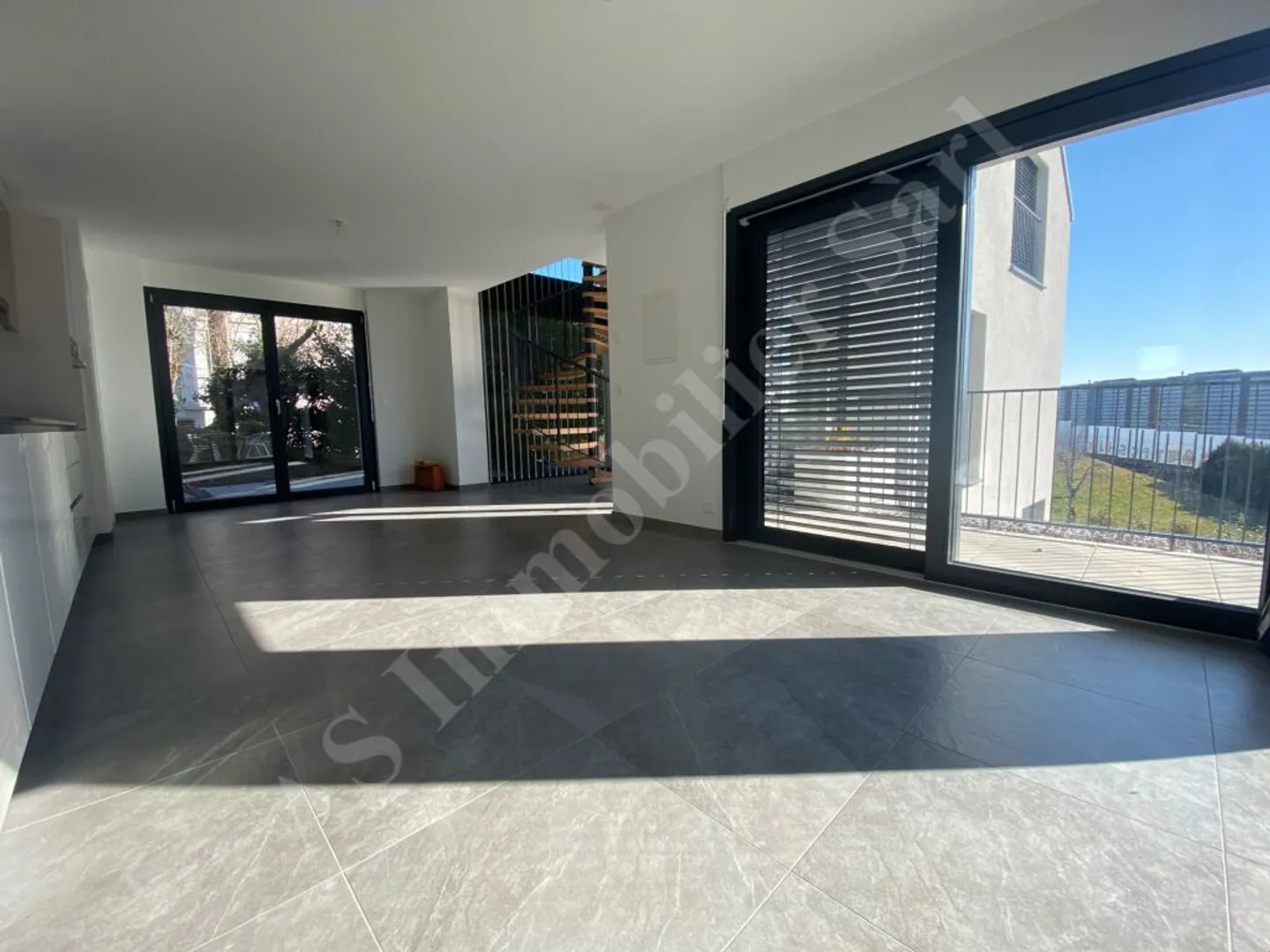 Magnificent 5-room duplex in a villa with 2 apartments - Photo 6 of 13