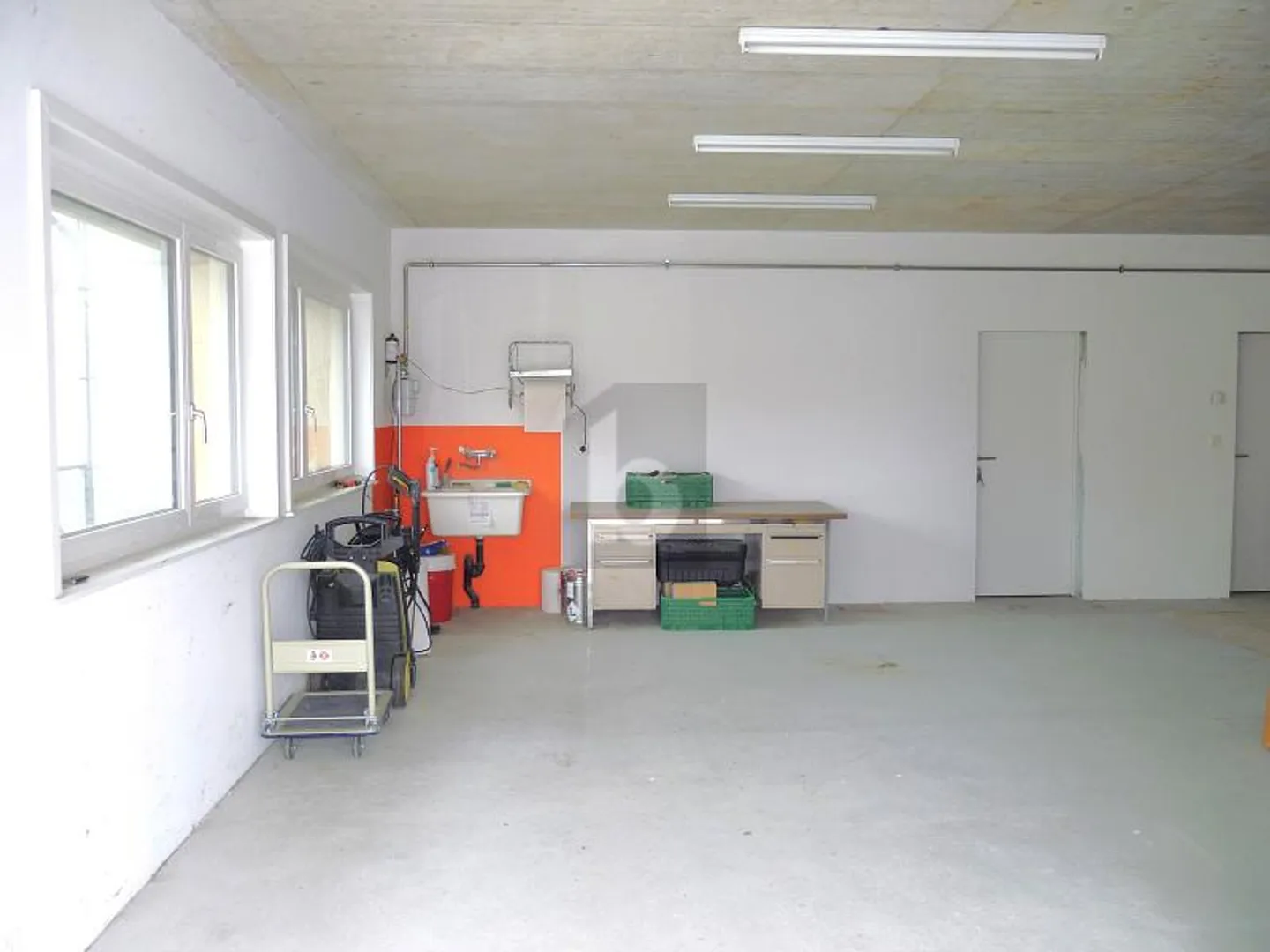 SPAZIO PROFESSIONALE CALMO E NUOVO - Foto 3 di 6