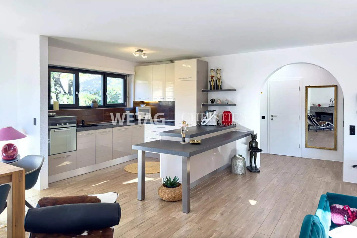 Ascona : Appartement exclusif avec terrasse spacieuse, idéal aussi comme résidence de vacances, à vendre - Photo 5 sur 10