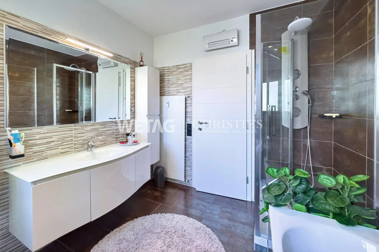 Ascona : Appartement exclusif avec terrasse spacieuse, idéal aussi comme résidence de vacances, à vendre - Photo 7 sur 10