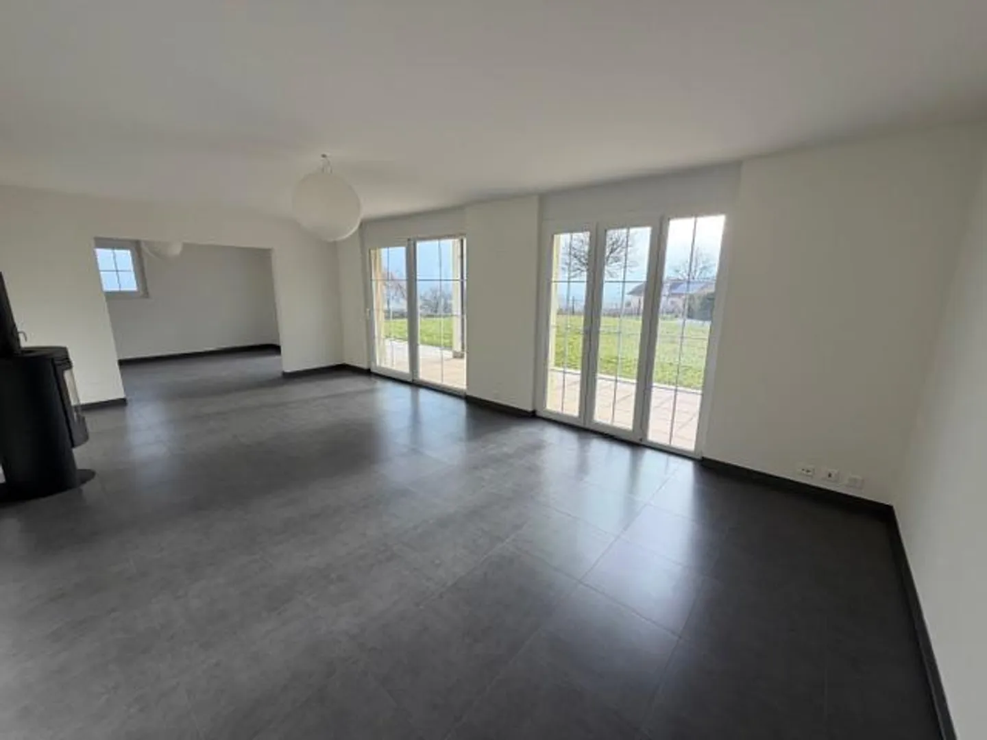 VILLA 6.5 ZIMMER - IN DEN WEINBERGEN - SEEBLICK - GILLY - Foto 5 von 13