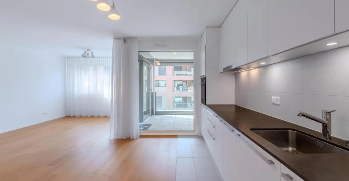 Appartement moderne avec loggia - Photo 1 sur 11