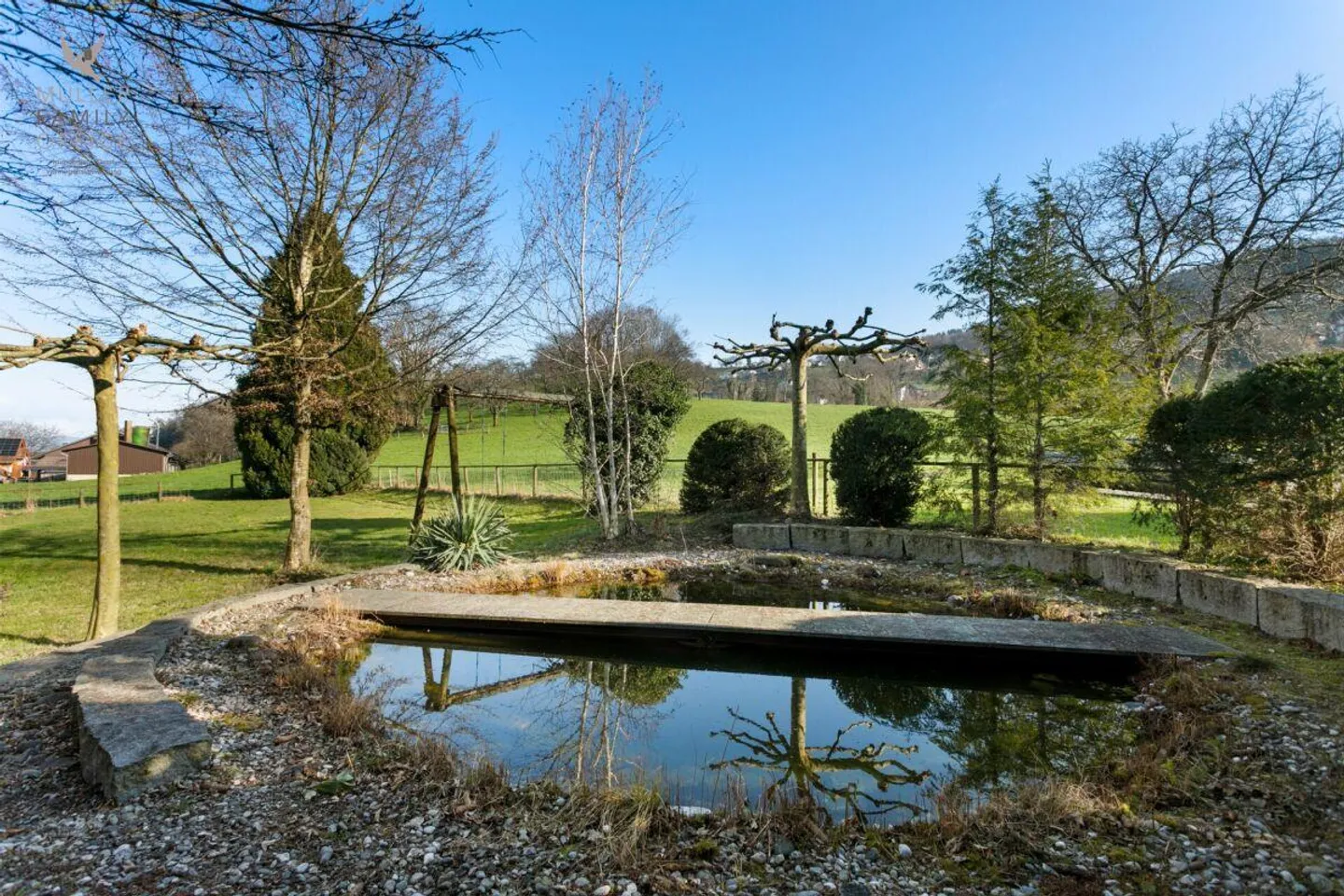 Straordinaria casa unifamiliare (ex chiesetta) in una posizione tranquilla con grande potenziale di sviluppo (casa multigenerazionale possibile) - Foto 8 di 13