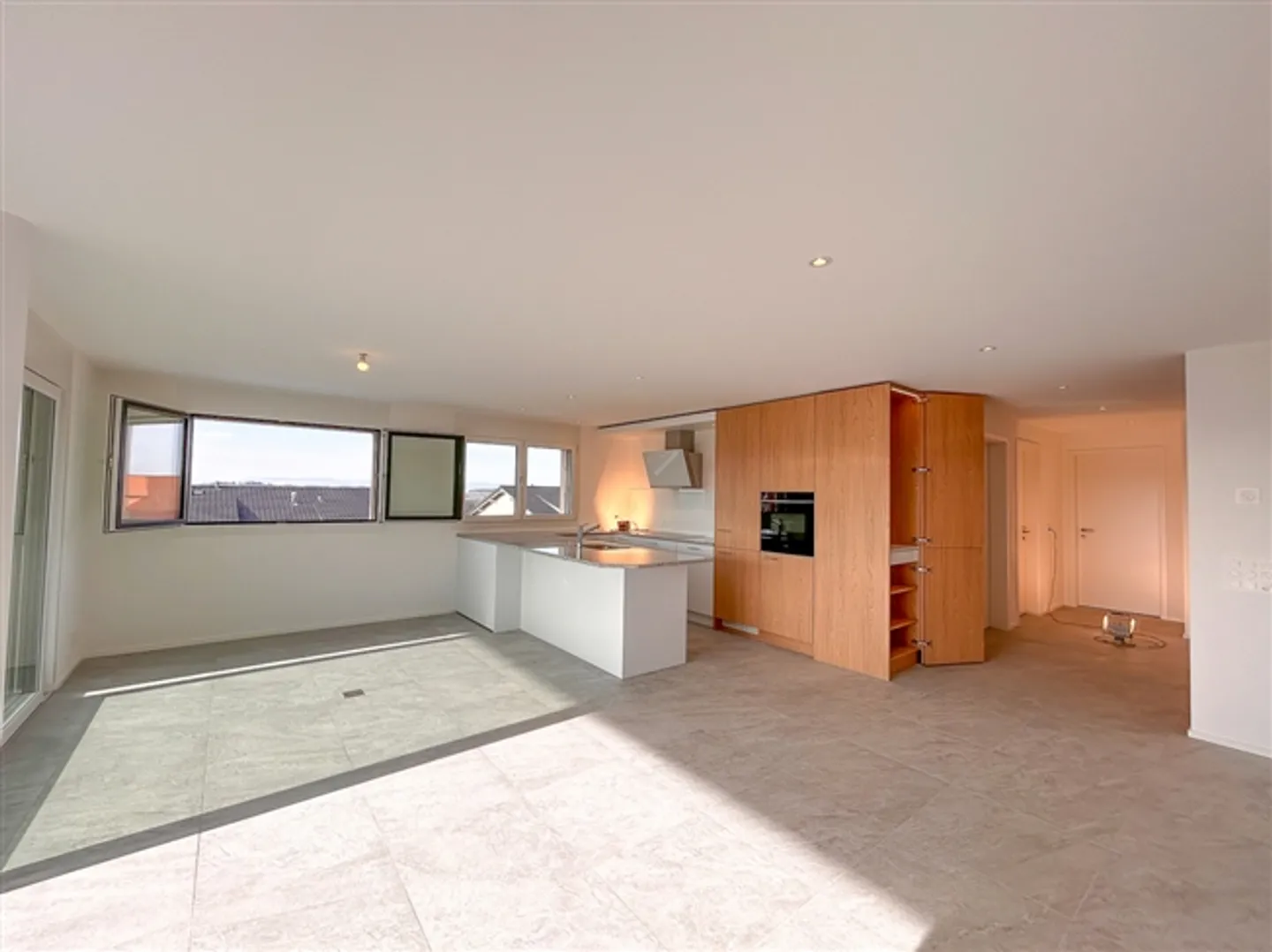 Dépôt à louer à Mézières (Romont) – avec appartement de 3,5 pièces au 2ème étage - Photo 5 sur 20