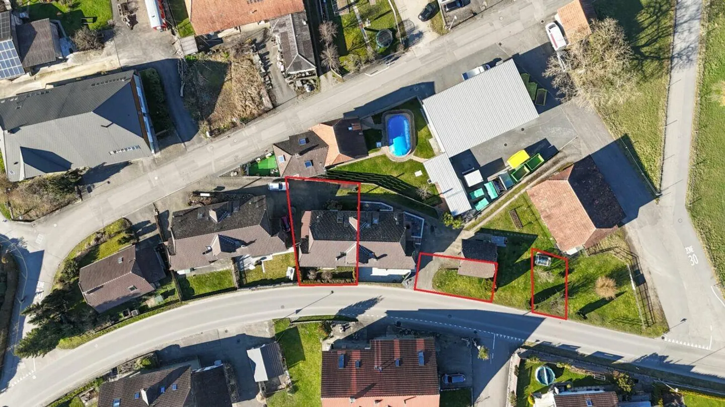 Casa bifamiliare ben tenuta con molto spazio per la vita familiare - Foto 21 di 21
