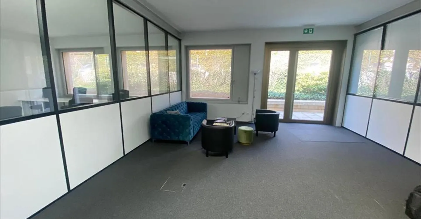 Bureau à louer - Photo 2 sur 4